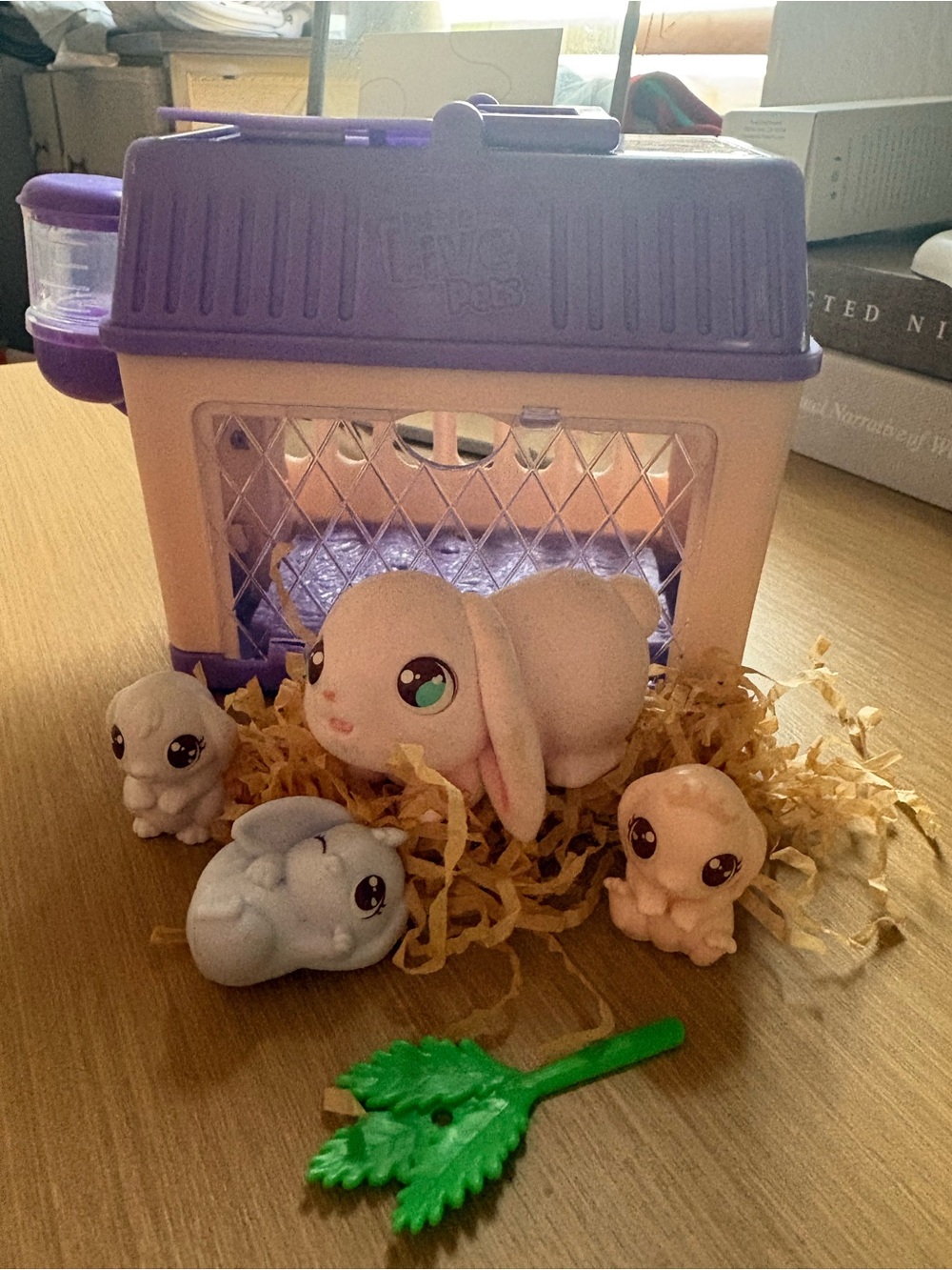 Little Live Pets Mama Surprise Minis